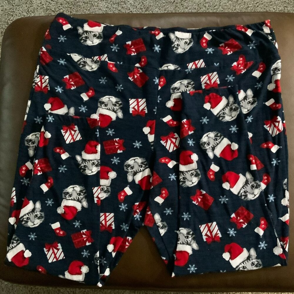 Terra & Sky Red, White and Blue Christmas Leggings - Size 3X (24W-26W)